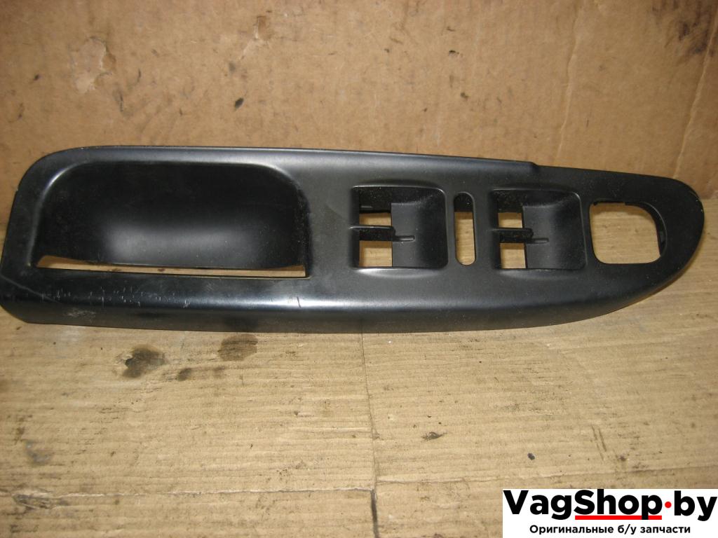 ручка внутренняя передняя левая Volkswagen Passat B6 2009, 1.4 л., TSI, бензин, газ, АКПП, черный, универсал, передний привод, 3C1867171B - фото №1