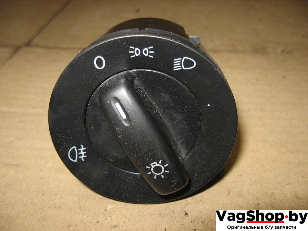 переключатель света Volkswagen Passat B6 2008, 1.8 л., TSI, BZB, бензин, МКПП, серый, универсал, передний привод, 1K0941431AH - фото №1