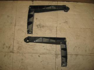 Крепление бампера заднего Volkswagen Touareg 1 поколение 2005, 2.5 л., TDi, BAC, дизель, АКПП, серый, внедорожник 5 дв., полный привод, 7L6807861, 7L6807862