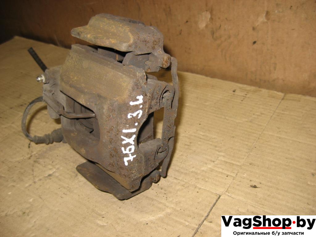 суппорт задний левый Volkswagen Touareg 1 поколение 2005, 2.5 л., TDi, BAC, дизель, АКПП, серый, внедорожник 5 дв., полный привод - фото №1