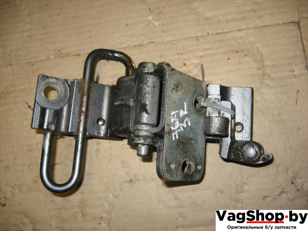 петля двери Volkswagen Touareg 1 поколение 2005, 2.5 л., TDi, BAC, дизель, АКПП, серый, внедорожник 5 дв., полный привод - фото №1