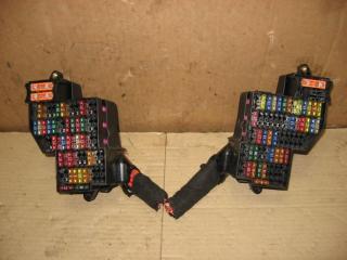 блок предохранителей Volkswagen Touareg 1 поколение 2005, 2.5 л., TDi, BAC, дизель, АКПП, серый, внедорожник 5 дв., полный привод, 7L0941824A, 7L0941824B