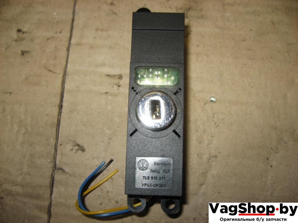 кнопка (выключатель) Volkswagen Touareg 1 поколение 2005, 2.5 л., TDi, BAC, дизель, АКПП, серый, внедорожник 5 дв., полный привод, 7L6919211 - фото №1