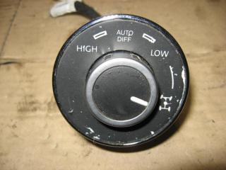 переключатель полного привода Volkswagen Touareg 1 поколение 2005, 2.5 л., TDi, BAC, дизель, АКПП, серый, внедорожник 5 дв., полный привод, 7L6941435K