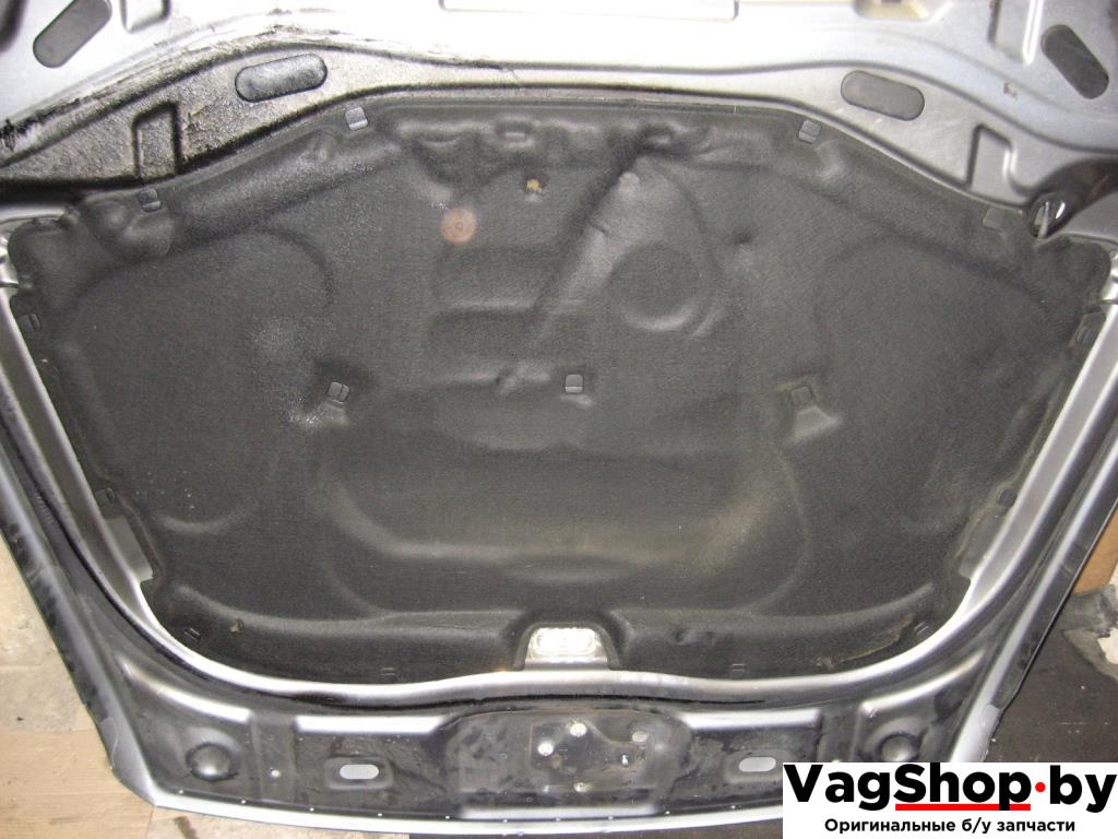 шумоизоляция капота Volkswagen Touareg 1 поколение 2005, 2.5 л., TDi, BAC, дизель, АКПП, серый, внедорожник 5 дв., полный привод - фото №1