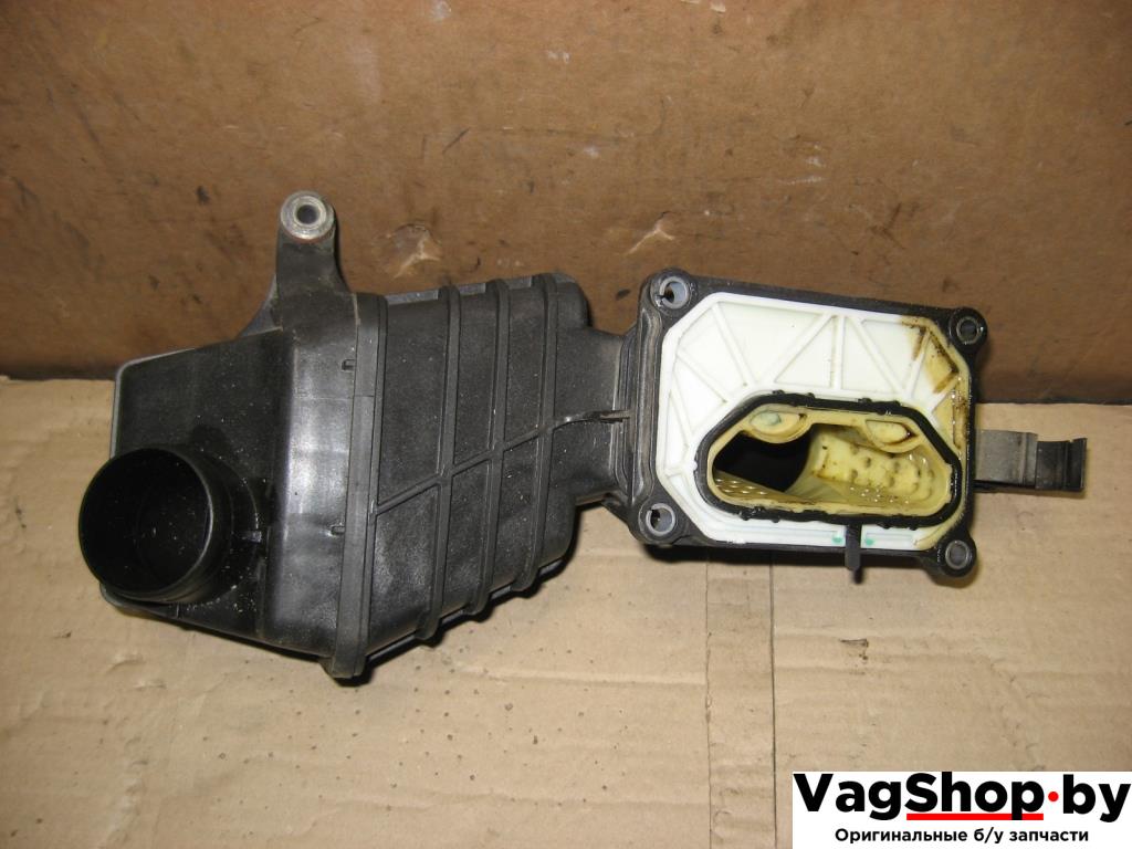 воздуховод Volkswagen Passat B6 2010, 1.4 л., TSI, бензин, газ, МКПП, черный, универсал, передний привод, 03C145755J - фото №1