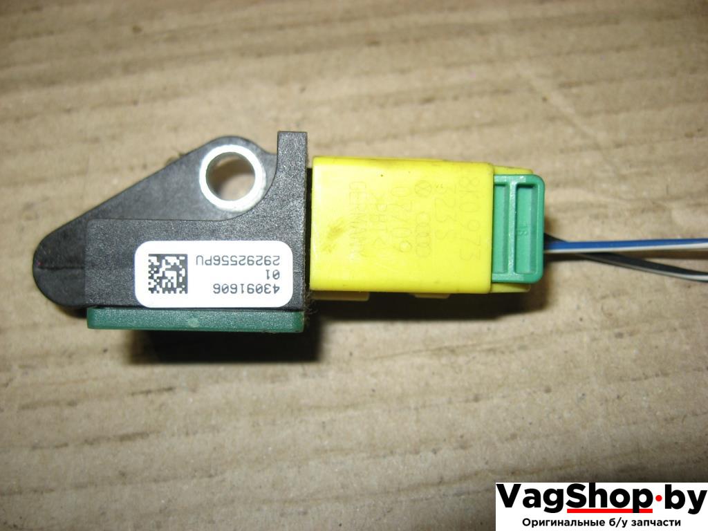 датчик удара Volkswagen Passat B6 2010, 1.4 л., TSI, бензин, газ, МКПП, черный, универсал, передний привод, 5N0959351B - фото №1