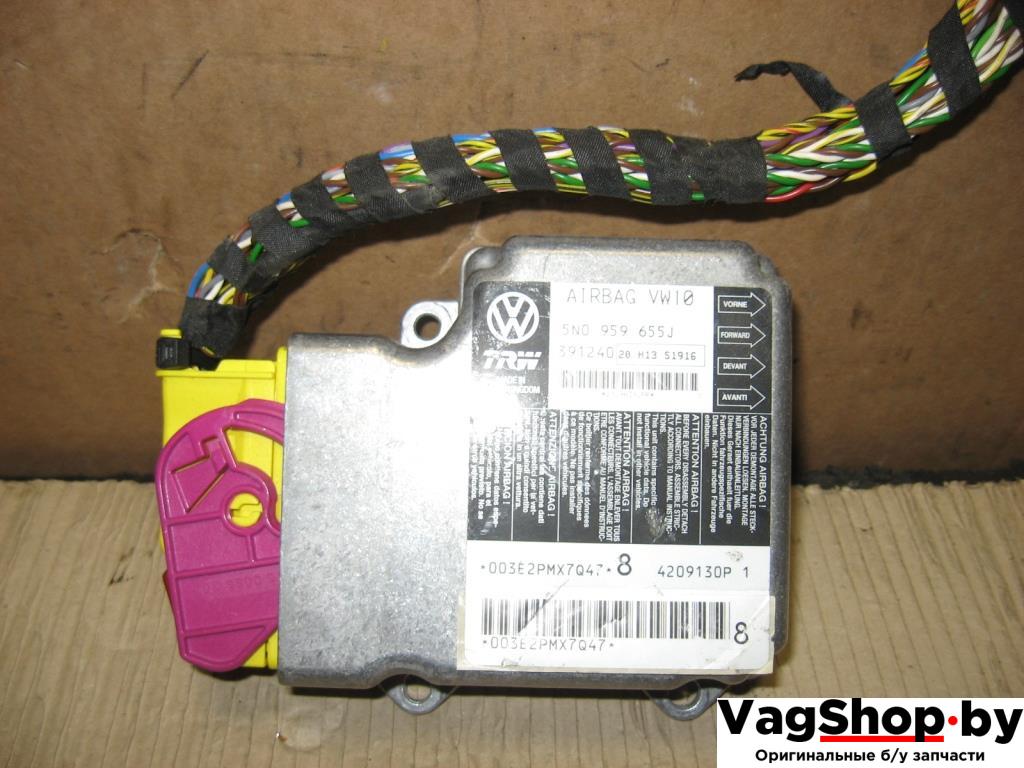 блок AirBag Volkswagen Passat B6 2010, 1.4 л., TSI, бензин, газ, МКПП, черный, универсал, передний привод, 5N0959655J - фото №1