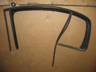 направляющая стекла Volkswagen Golf Plus 1 поколение 2008, 1.9 л., TDi, BLS, дизель, МКПП, серый, хетчбэк 5 дв., передний привод