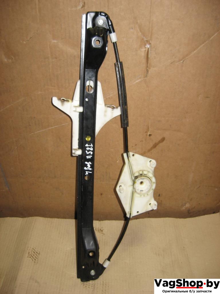 стеклоподъемник электрический задний левый Volkswagen Golf Plus 1 поколение 2008, 1.9 л., TDi, BLS, дизель, МКПП, серый, хетчбэк 5 дв., передний привод - фото №1