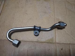 трубка топливная Volkswagen Golf 6 поколение 2010, 1.4 л., TSI, CAX, бензин, МКПП, серебро, универсал, передний привод, 03C130241AN