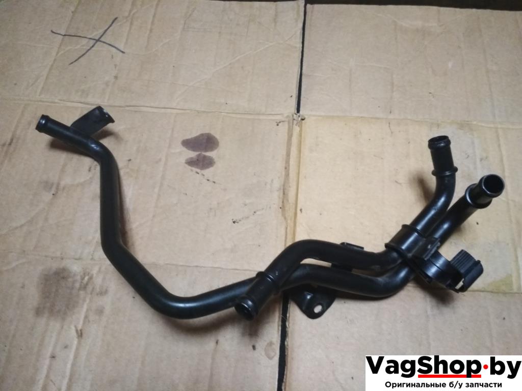 трубка охлаждающей жидкости Volkswagen Golf 6 поколение 2010, 1.4 л., TSI, CAX, бензин, МКПП, серебро, универсал, передний привод, 03C121070D - фото №1