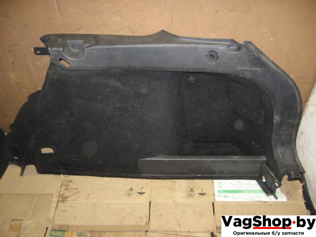 обшивка багажника Volkswagen Golf 6 поколение 2010, 1.4 л., TSI, CAX, бензин, МКПП, серебро, универсал, передний привод, 1K9867428A - фото №1