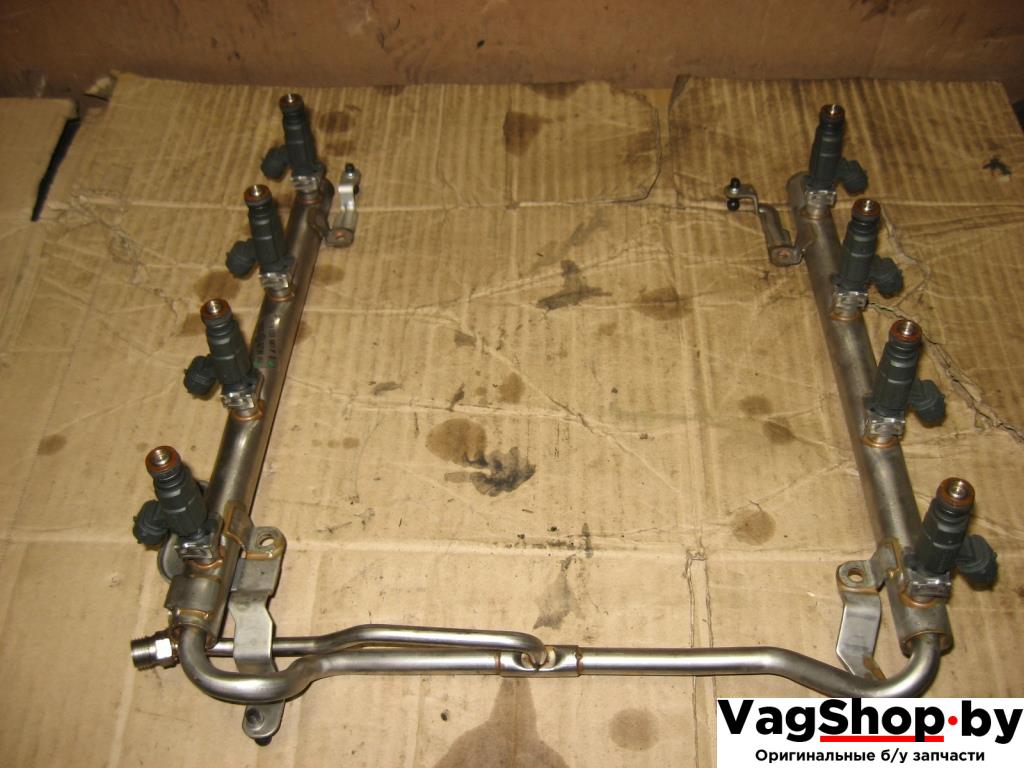 форсунка Audi A6 4F/C6 2005, 4.2 л., i, BAT, бензин, АКПП, темно-синий, седан, полный привод, 079133551B, 079133681P - фото №1