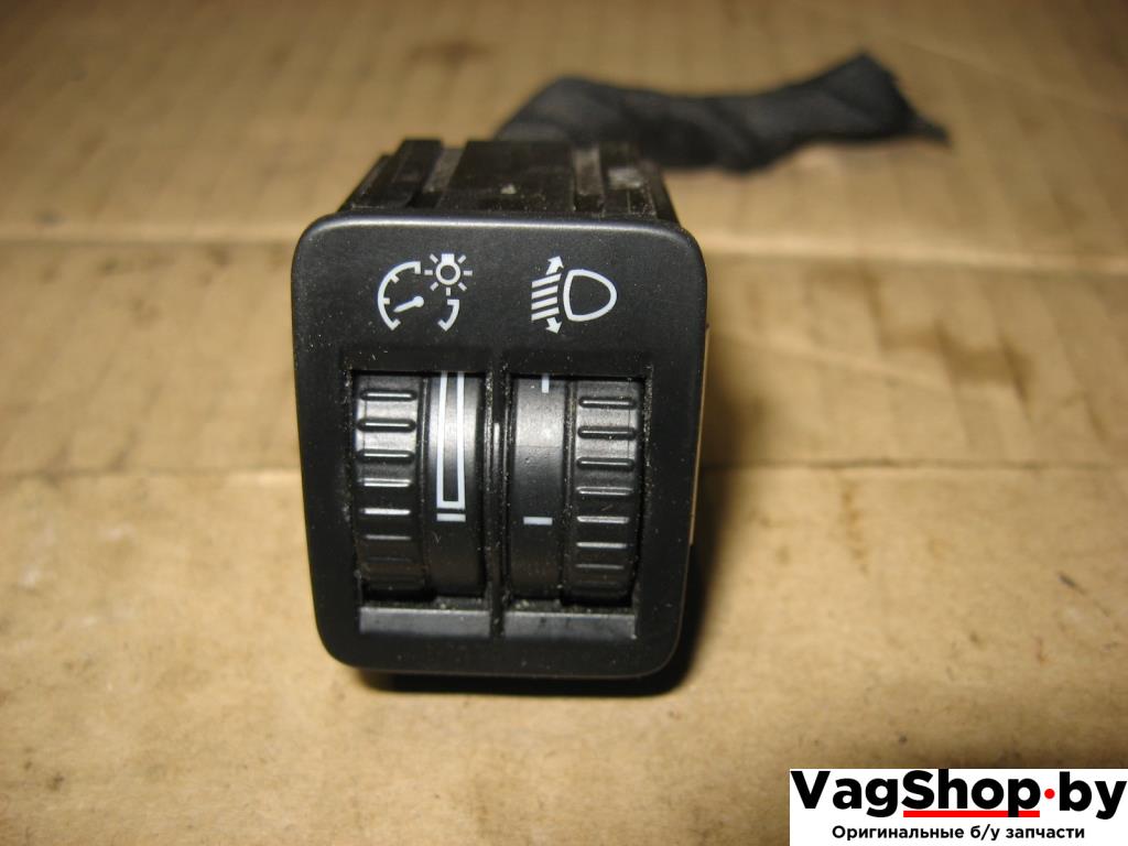 кнопка корректора фар Volkswagen Passat B7 2011, 2.0 л., TDi, CFG, дизель, АКПП, серебро, универсал, полный привод, 3AA941333 - фото №1