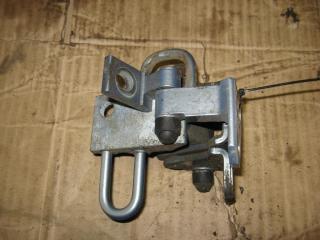 петля двери Volkswagen Passat B7 2011, 2.0 л., TDi, CFG, дизель, АКПП, серебро, универсал, полный привод