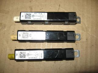 усилитель антенны Volkswagen Passat B7 2011, 2.0 л., TDi, CFG, дизель, АКПП, серебро, универсал, полный привод, 3AF035552, 3AF035552A, 3AF035552D