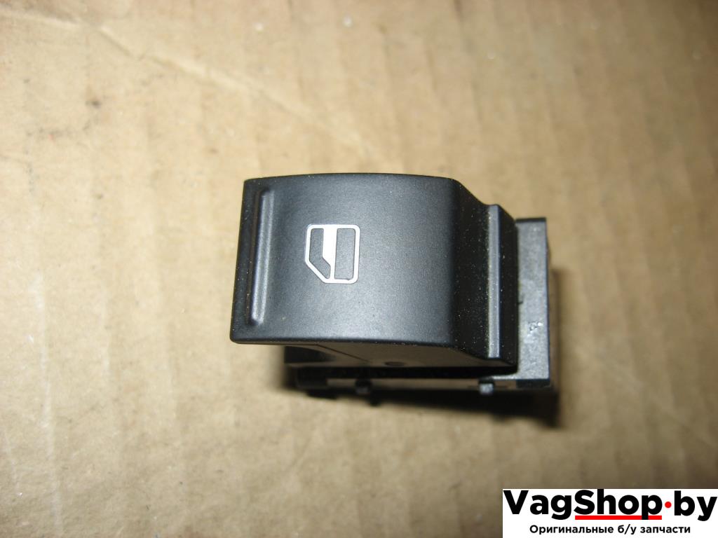 кнопка стеклоподъемника переднего правого Volkswagen Passat B7 2011, 2.0 л., TDi, CFG, дизель, АКПП, серебро, универсал, полный привод, 7L6959855B - фото №1