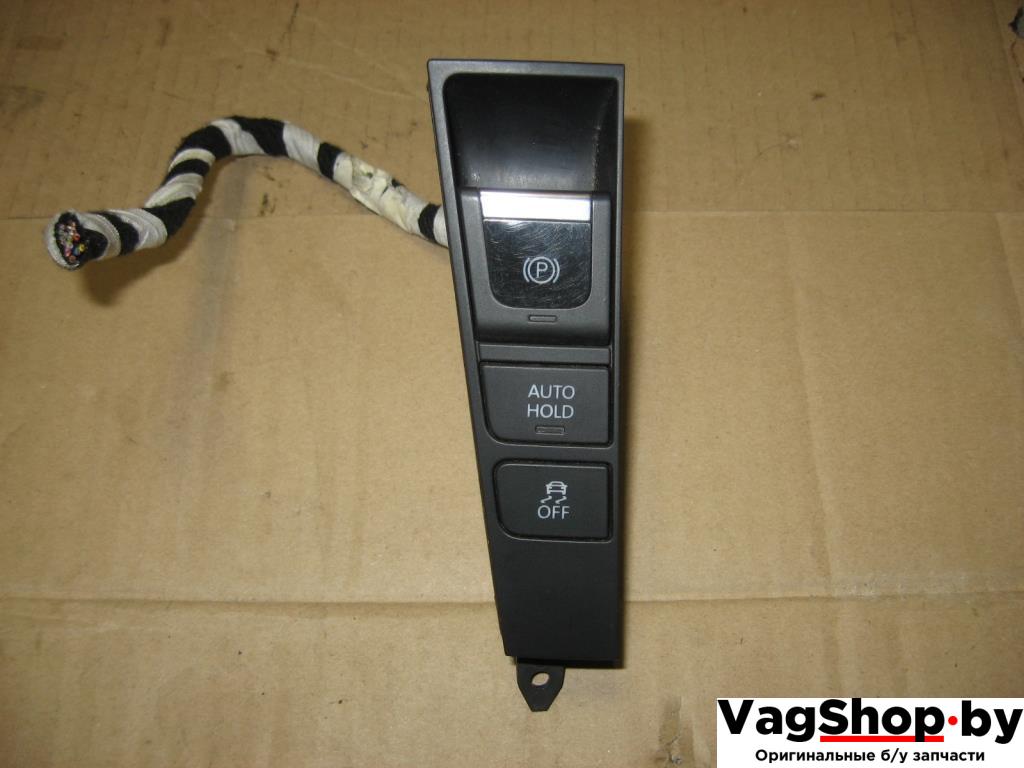 кнопка (выключатель) Volkswagen Passat B7 2011, 2.0 л., TDi, CFG, дизель, АКПП, серебро, универсал, полный привод, 3AB927137 - фото №1