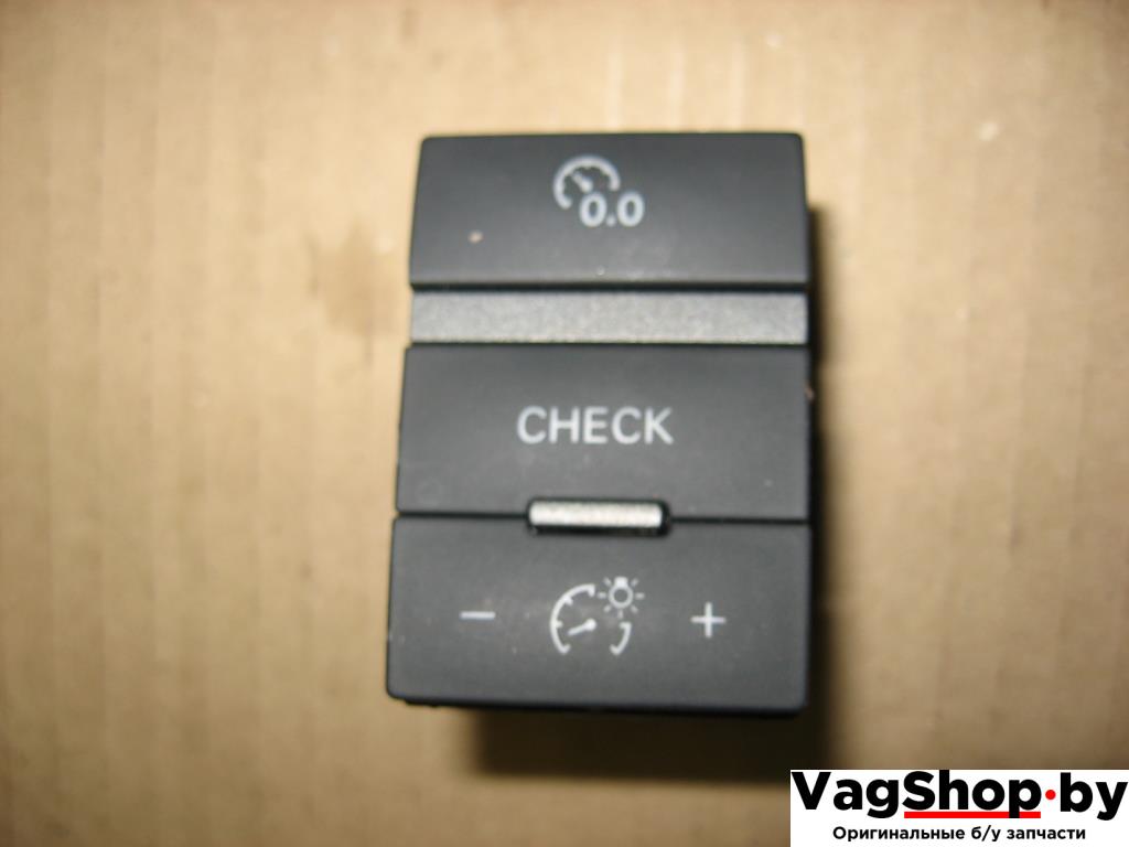 кнопка (выключатель) Audi A6 4F/C6 2005, 4.2 л., i, BAT, бензин, АКПП, темно-синий, седан, полный привод, 4F0927123A - фото №1