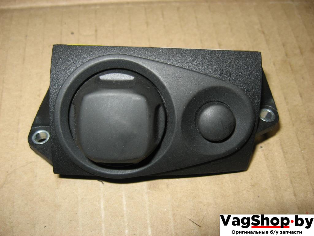 Джойстик регулировки рулевой колонки Audi A6 4F/C6 2006, 3.2 л., FSI, AUK, бензин, АКПП, черный, универсал, полный привод, 4E0953551 - фото №1