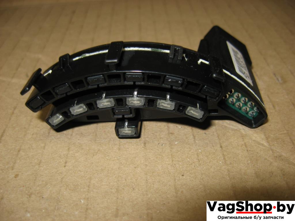 датчик угла поворота руля Audi A6 4F/C6 2006, 3.2 л., FSI, AUK, бензин, АКПП, черный, универсал, полный привод - фото №1