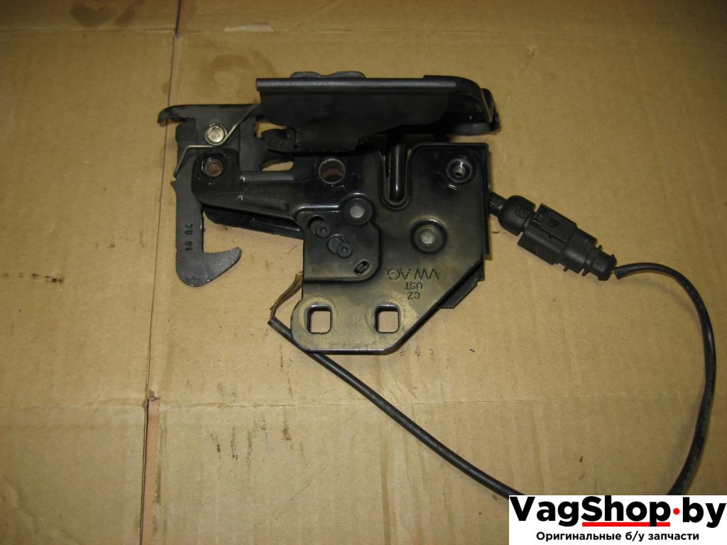 замок капота Audi A6 4F/C6 2005, 4.2 л., i, BAT, бензин, АКПП, темно-синий, седан, полный привод, 4F0823509, 4F0823480 - фото №1