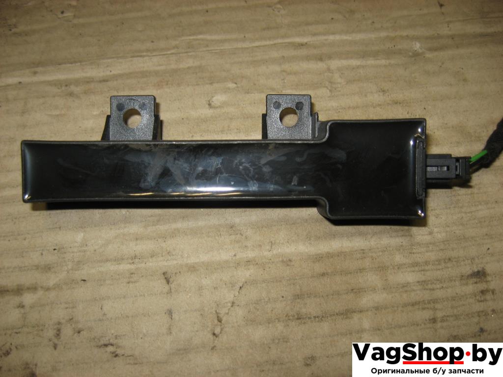 антенна сигнализации Audi A6 4F/C6 2005, 4.2 л., i, BAT, бензин, АКПП, темно-синий, седан, полный привод, 4F0909141C - фото №1