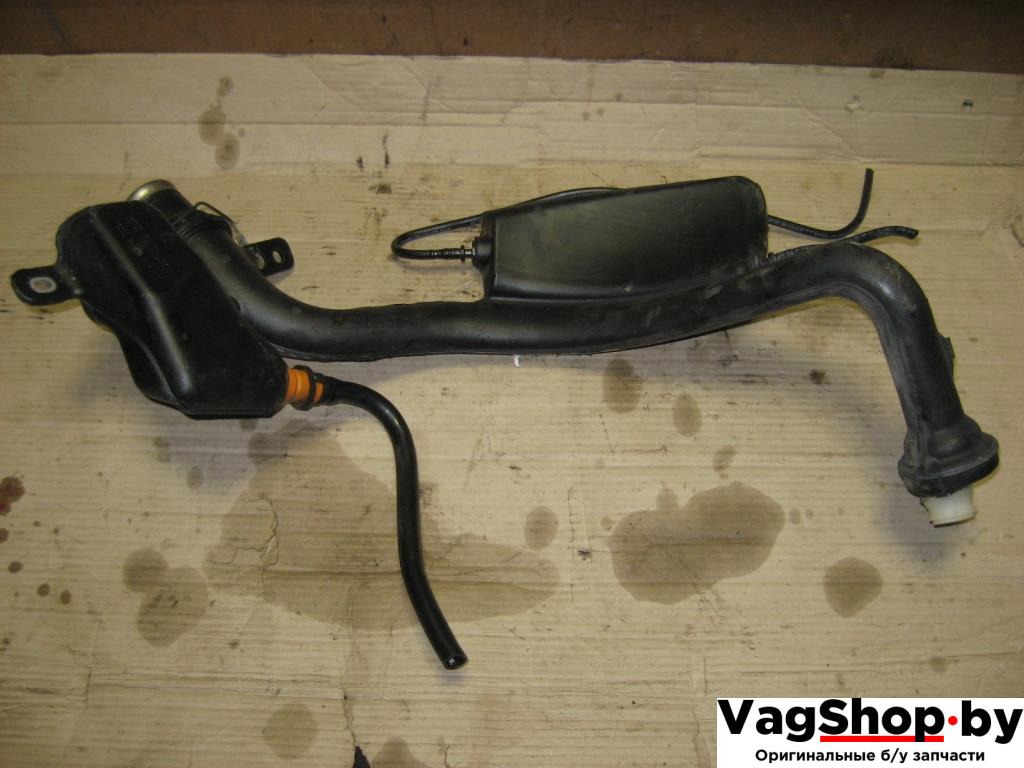 горловина топливного бака Audi A6 4F/C6 2005, 4.2 л., i, BAT, бензин, АКПП, темно-синий, седан, полный привод - фото №1