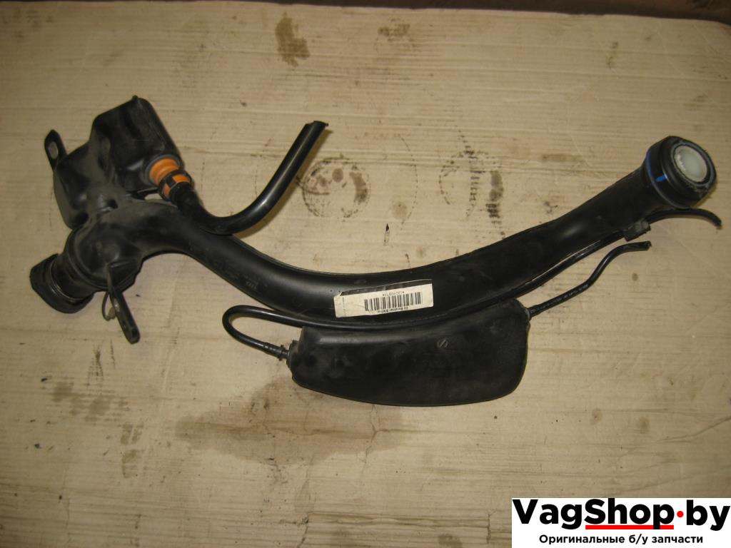 горловина топливного бака Audi A6 4F/C6 2006, 3.2 л., FSI, AUK, бензин, АКПП, черный, универсал, полный привод - фото №1