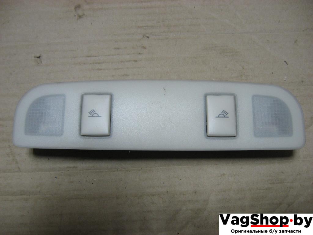 фонарь салона (плафон) Audi A6 4F/C6 2006, 3.2 л., FSI, AUK, бензин, АКПП, черный, универсал, полный привод, 4F0947111 - фото №1