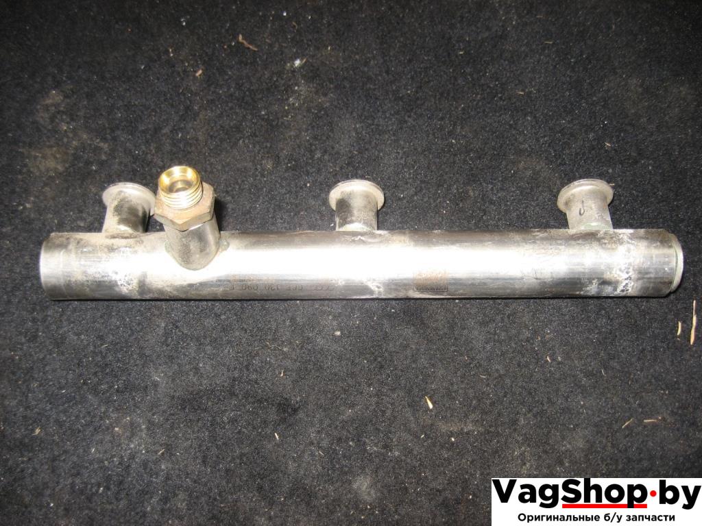 топливная рампа Audi A6 4F/C6 2007, 2.8 л., FSI, BDX, бензин, АКПП, черный, универсал, передний привод, 06E130090F - фото №1