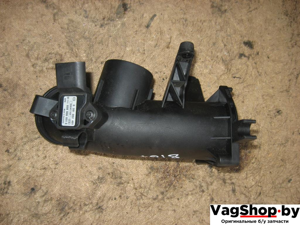 гофра инжектора Volkswagen Passat B6 2010, 1.4 л., TSI, бензин, газ, АКПП, белый, универсал, передний привод, 03C145861D - фото №1