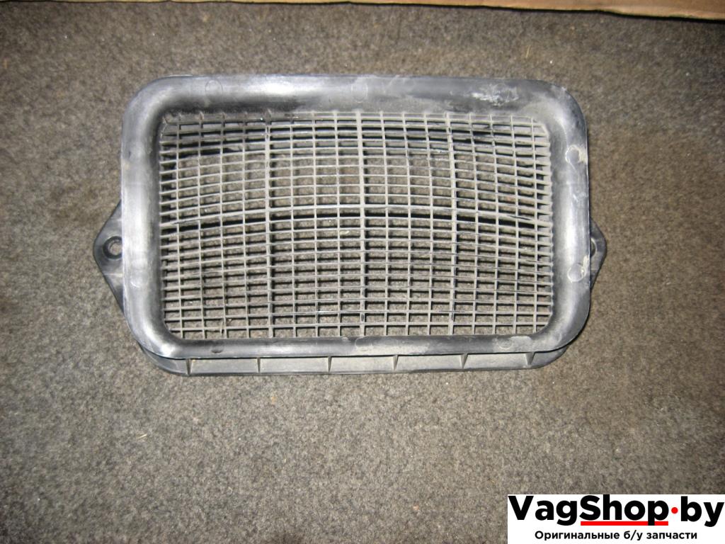 воздуховод Volkswagen Passat B6 2010, 1.4 л., TSI, бензин, газ, АКПП, белый, универсал, передний привод, 1K0815479B - фото №1