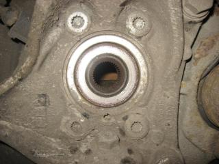 ступица передняя Volkswagen Passat B6 2010, 1.4 л., TSI, бензин, газ, АКПП, белый, универсал, передний привод