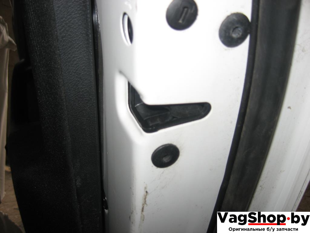 замок двери задней правой Volkswagen Passat B6 2010, 1.4 л., TSI, бензин, газ, АКПП, белый, универсал, передний привод, 3C4839016A - фото №1