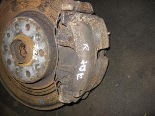 суппорт передний правый Volkswagen Touran 1 поколение [рестайлинг] 2009, 2.0 л., TDi, BMN, дизель, МКПП, черный, минивэн, передний привод