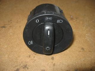 переключатель света Volkswagen Golf 5 поколение 2007, 1.9 л., TDi, BLS, дизель, МКПП, черный, универсал, передний привод, 1K0941431AH