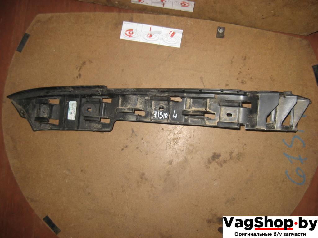 Крепление бампера заднего Volkswagen Golf 5 поколение 2007, 1.9 л., TDi, BLS, дизель, МКПП, черный, универсал, передний привод, 1K9807393, 1K9807394 - фото №1