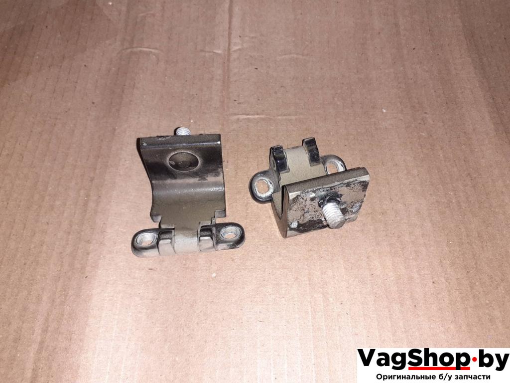 петля крышки багажника Volkswagen Golf 5 поколение 2007, 1.9 л., TDi, BLS, дизель, МКПП, черный, универсал, передний привод - фото №1