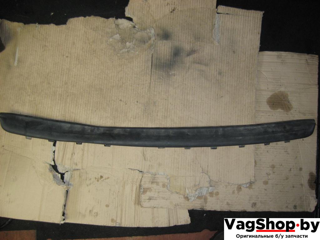 накладка декоративная Audi A4 B7 2007, 3.0 л., TDi, ASB, дизель, МКПП, серый, универсал, полный привод, 8E9807421C - фото №1