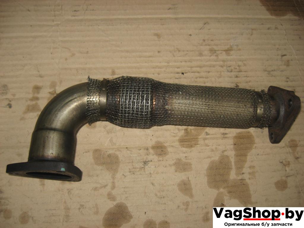 труба приемная глушителя Audi A4 B7 2007, 3.0 л., TDi, ASB, дизель, МКПП, серый, универсал, полный привод, 059131790L - фото №1