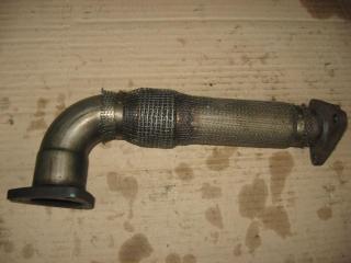 труба приемная глушителя Audi A4 B7 2007, 3.0 л., TDi, ASB, дизель, МКПП, серый, универсал, полный привод, 059131790L