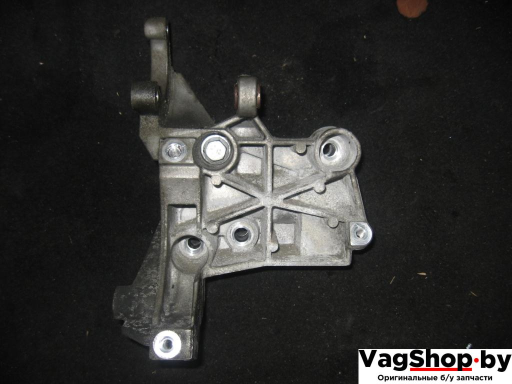 кронштейн гидроусилителя Audi A4 B7 2007, 3.0 л., TDi, ASB, дизель, МКПП, серый, универсал, полный привод, 059145169AA - фото №1