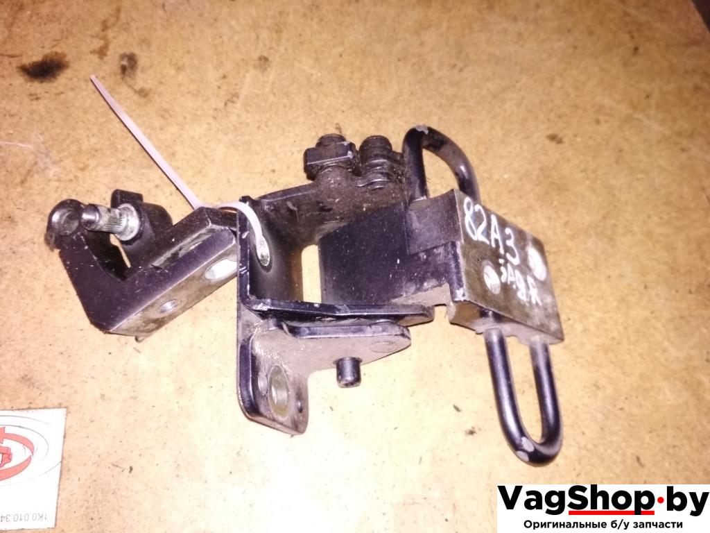 петля двери Audi A4 B7 2007, 3.0 л., TDi, ASB, дизель, МКПП, серый, универсал, полный привод - фото №1