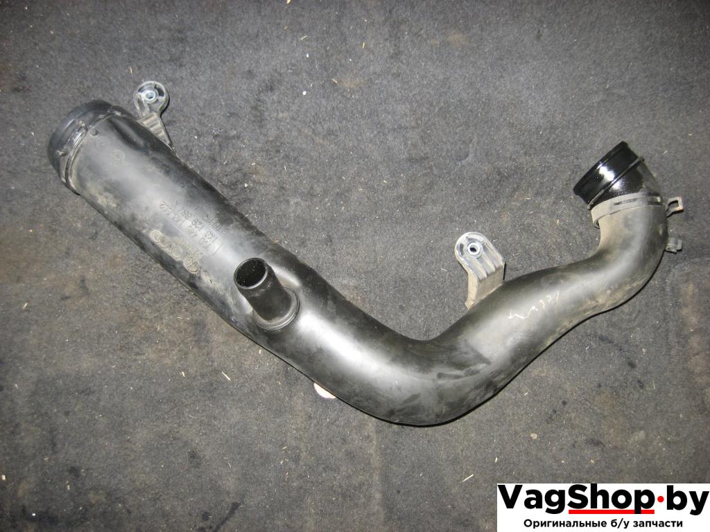 патрубок воздушного фильтра Volkswagen Touran 1 поколение 2004, 2.0 л., TDi, BKD, дизель, АКПП, серебро, минивэн, передний привод, 1K0129654K - фото №1