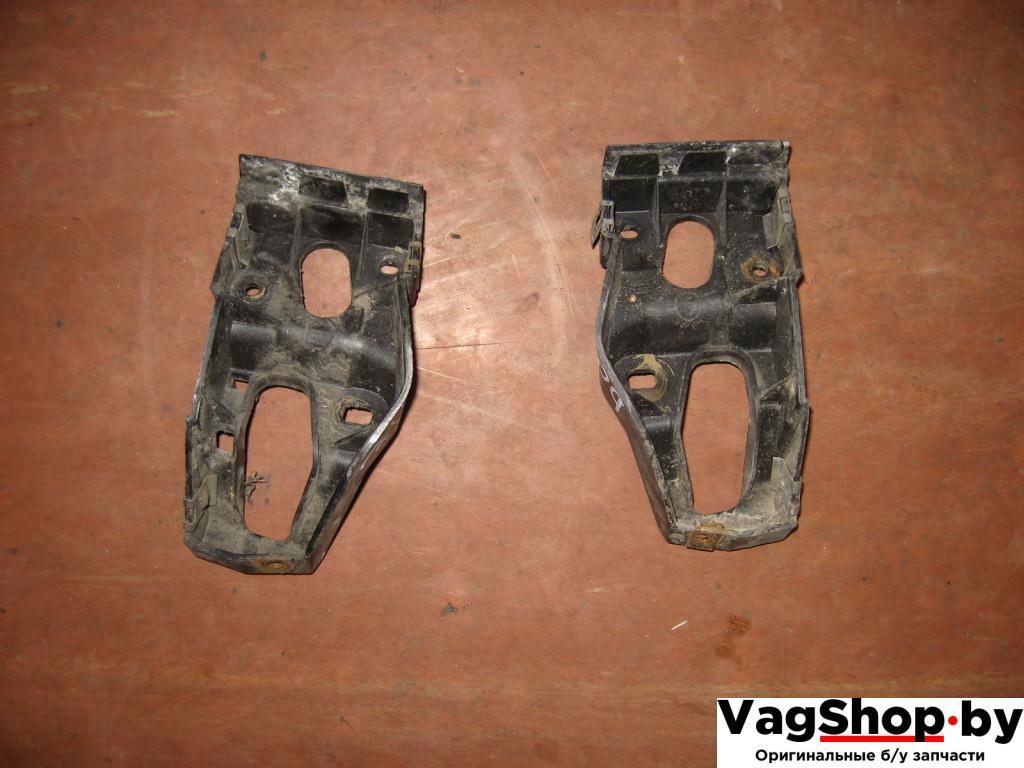 крепление ( кронштейн ) крыла Audi A4 B7 2006, 2.0 л., TDi, BPW, дизель, МКПП, черный, универсал, передний привод, 8E0853922D - фото №1