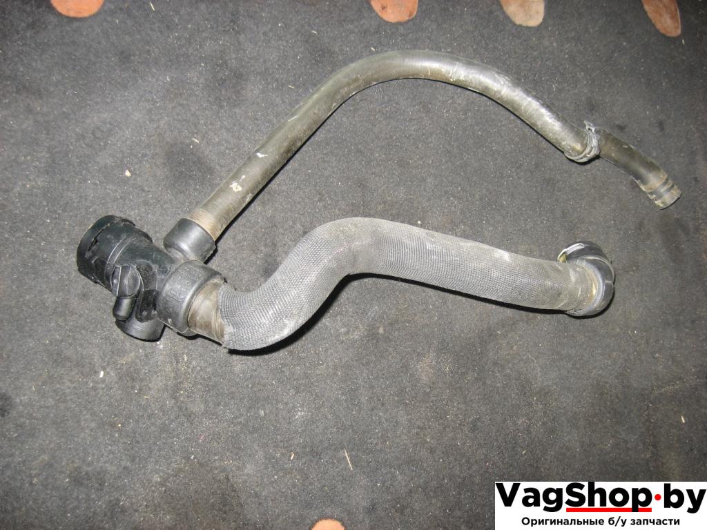 патрубок (трубопровод, шланг) Audi A4 B7 2006, 2.0 л., TDi, BPW, дизель, МКПП, черный, универсал, передний привод, 8E0121049AC - фото №1