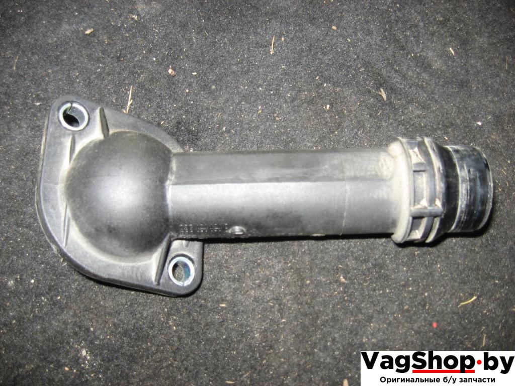 корпус термостата Audi A4 B7 2006, 2.0 л., TDi, BPW, дизель, МКПП, черный, универсал, передний привод, 038121121B - фото №1