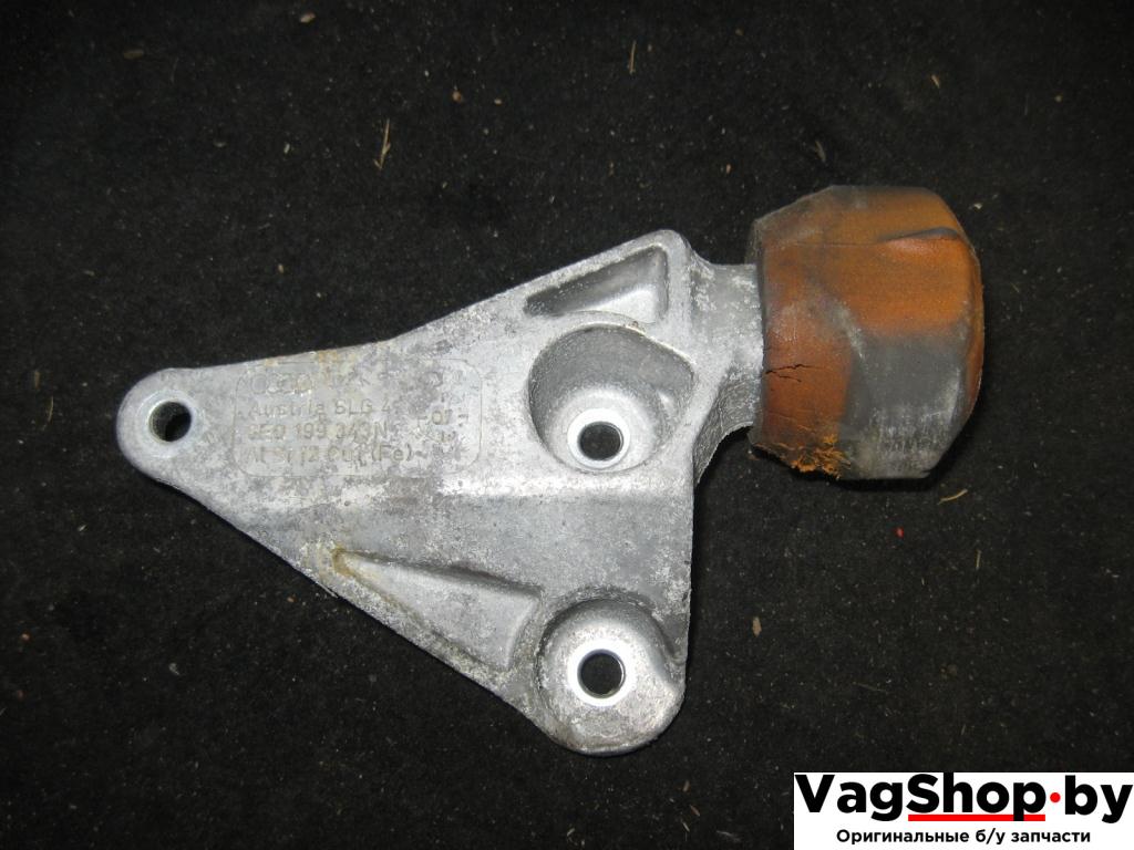 кронштейн двигателя Audi A4 B7 2006, 2.0 л., TDi, BPW, дизель, МКПП, черный, универсал, передний привод, 8E0199343N - фото №1